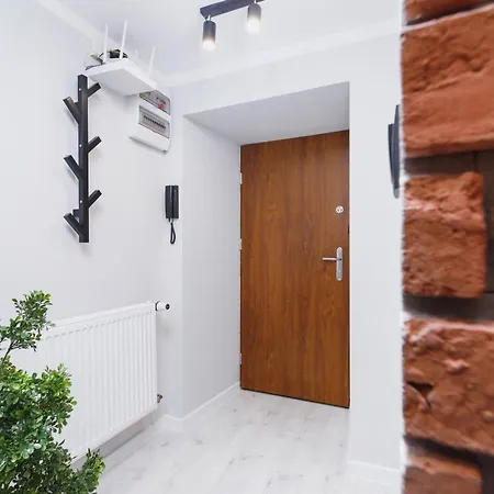 Underground Apartament Z 2 Sypialniami Syrokomli *